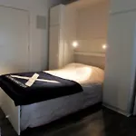 Studio Center Of W/parking & South Terrace *