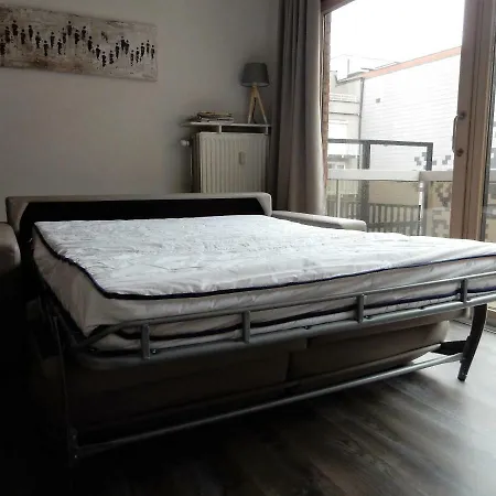 Lägenhet Studio Center Of W/parking & South Terrace Oostende